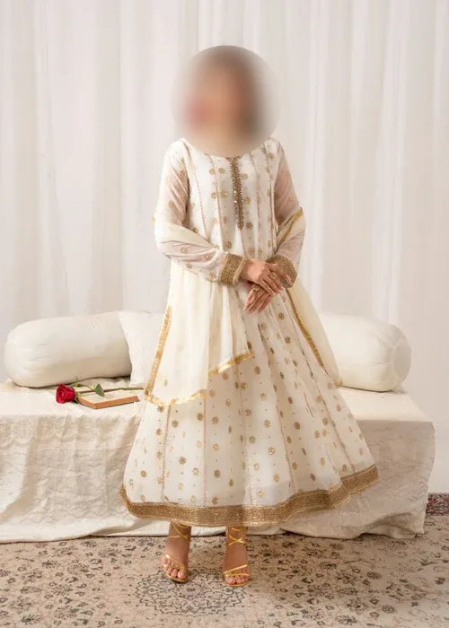 Mehar Off White